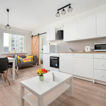 Seaside In Near Ergo Arena By Renters * Σόποτ